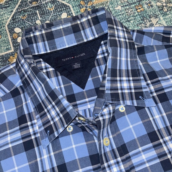 Never Worn Men’s TOMMY HILFIGER Blue Plaid Button Down, Size XLarge - Picture 2 of 5
